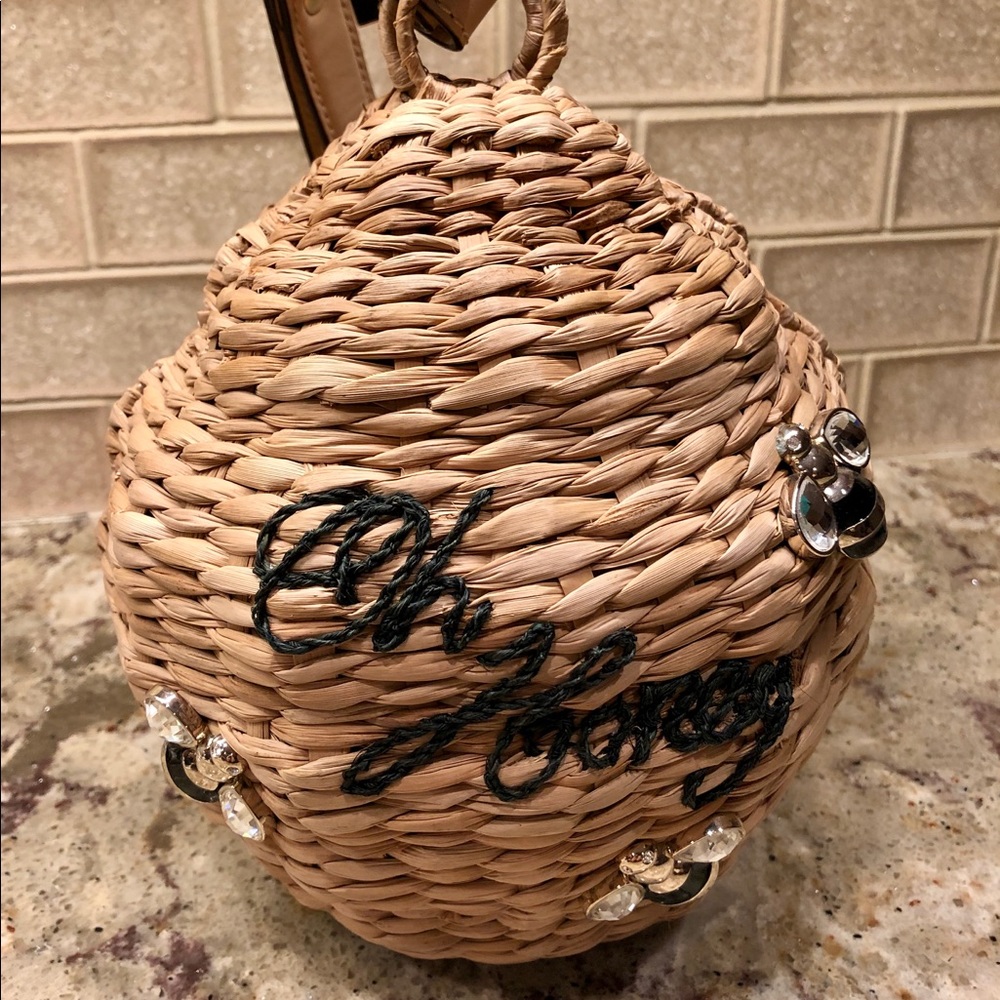 Woven hive bag